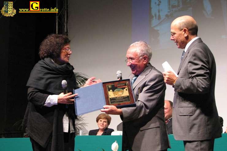 Premio Letterario Racalmare 2007. PREMIO SPECIALE ALLA CARRIERA ALLA SCRITTICE SILVANA LA SPINA