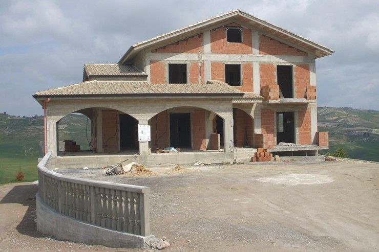 Baldo - Grotte - Progettazione e installazione ringhiere con balaustri in cemento