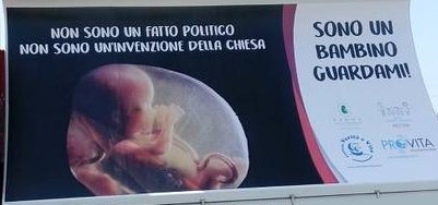 Non sono un fatto politico, non sono uninvenzione della Chiesa. Sono un bambino, guardami!