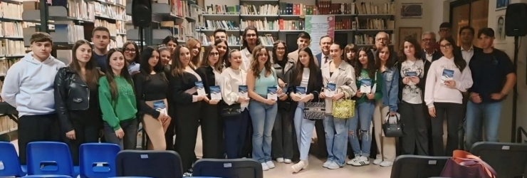 Cerimonia di consegna della Costituzione ai neo-diciottenni