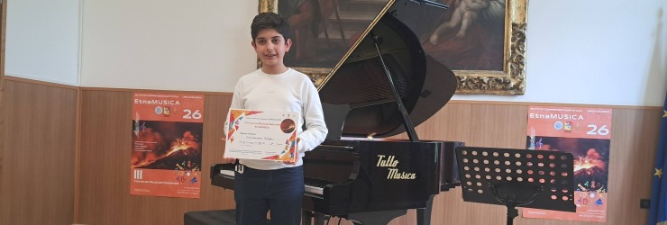 Vittorio Castronovo 1� classificato al Concorso Nazionale "EtnaMusica 2026"