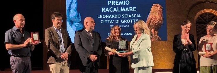 Simona Lo Iacono vince la XXXVI edizione del Premio "Racalmare - Leonardo Sciascia - Citt� di Grotte"