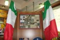 150° anniversario dell'Unità d'Italia; punto celebrativo in farmacia.