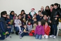 Babbo Natale alla Onlus "Padre Vinti - Grotte Solidale" porta doni ai piccoli.