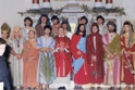 Interpreti della Pasqua di Grotte degli anni '80, con Padre Tortorici